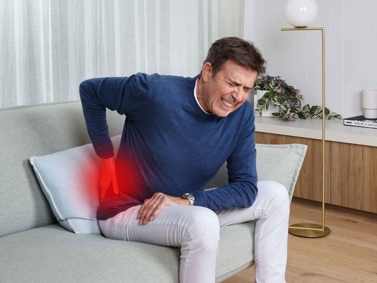 Patient receiving consultation for sciatica pain treatment through Ayurveda in Kerala